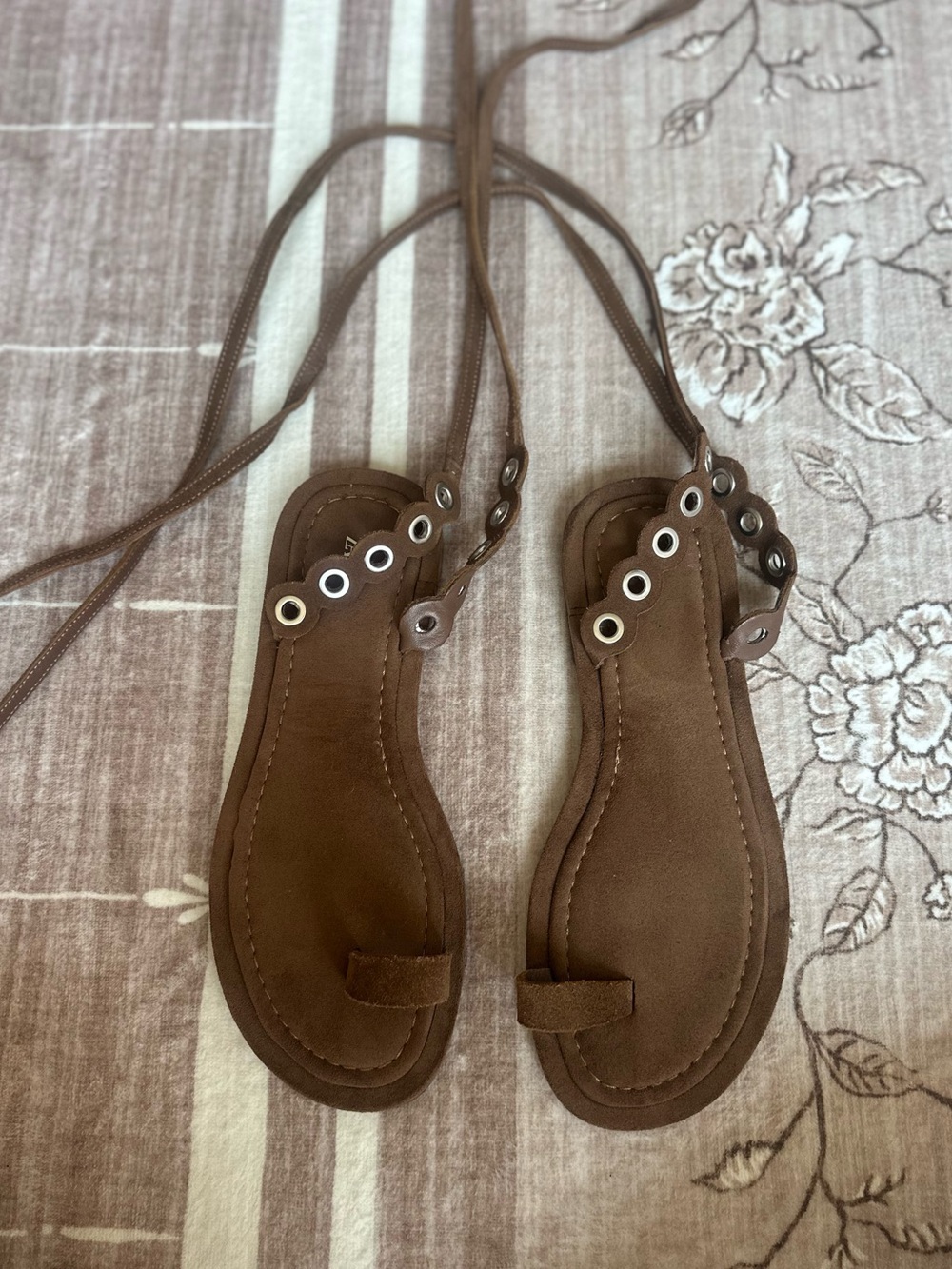Zara Brown Suede Lace-Up Eyelet Sandals